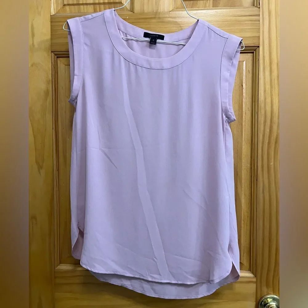 J. Crew lilac color size 0 spring and summer flowy cap sleeve blouse